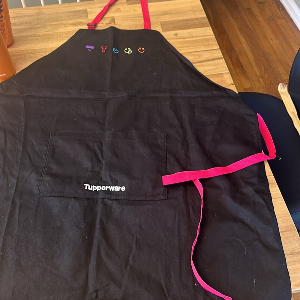 TUPPERWARE bundle - Picture 9 of 9